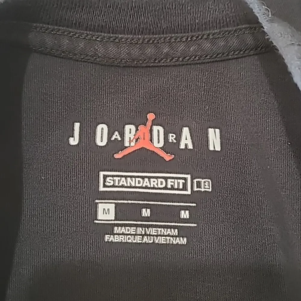 Jordan mens medium